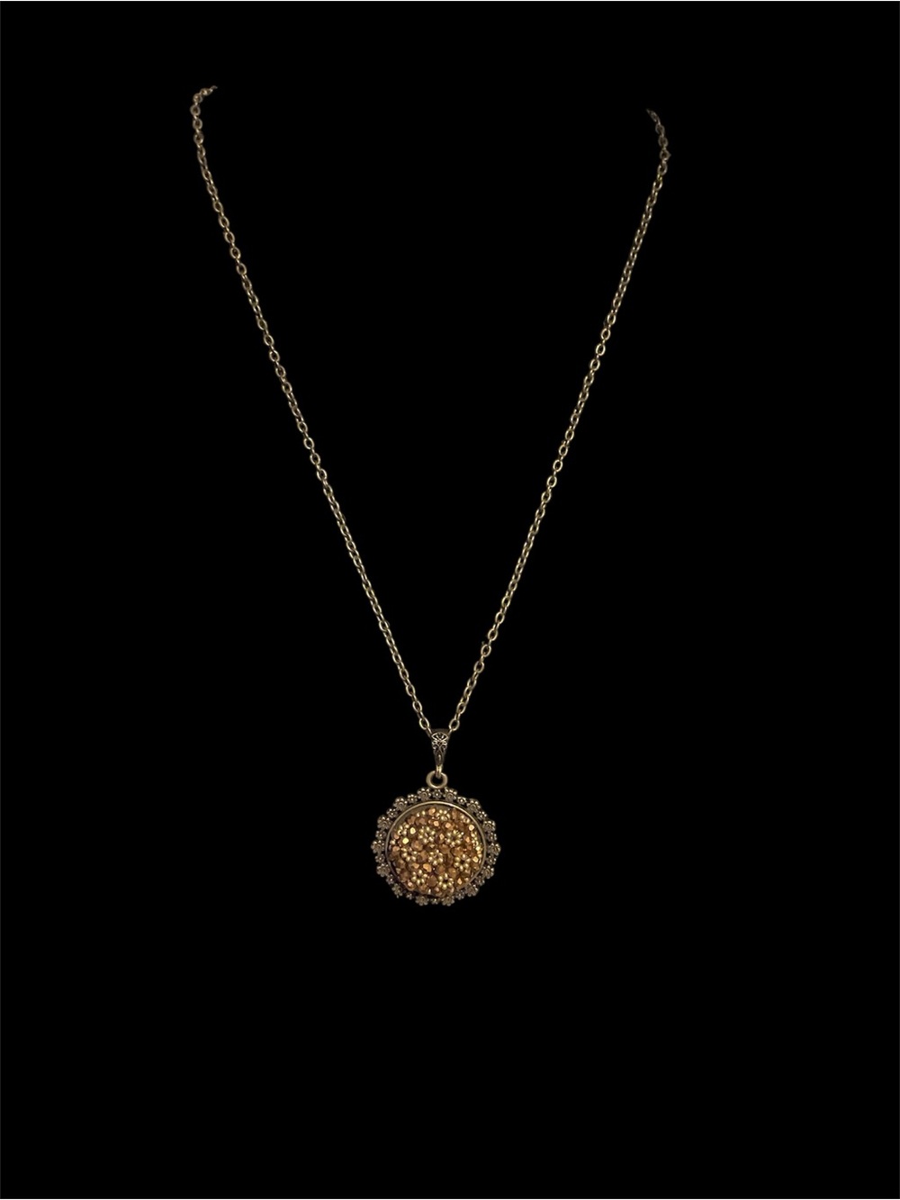 Vintage-Inspired Brown Crystal Floral Pendant Necklace